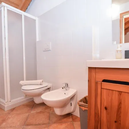 Agritur Airone Bed & Bed & Breakfast Levico Terme